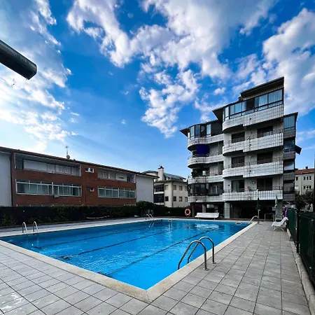 Apartment With Parking By Aston *